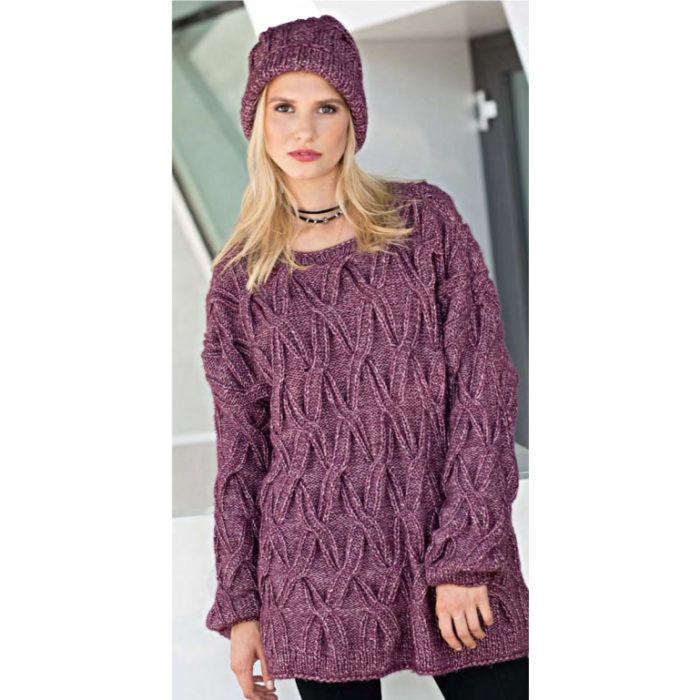 Вязание для женщин. Пуловер оверсайз и шапка с рельефными «косами»