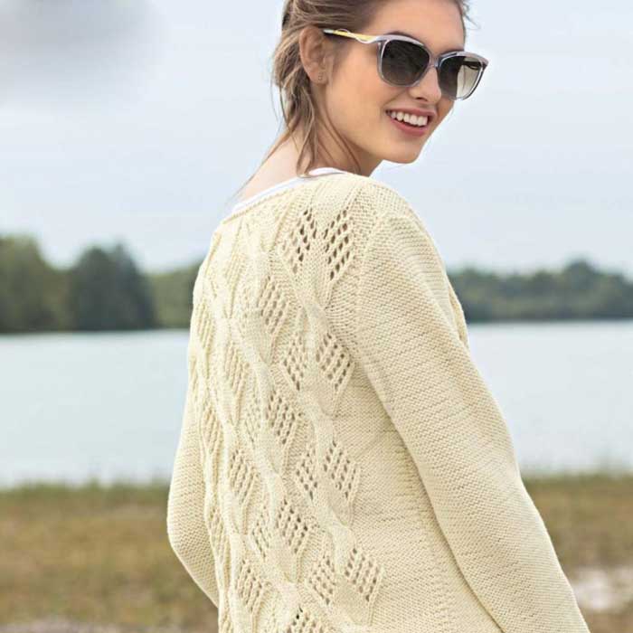 Вязание для женщин. Пуловер с ажурным узором из «кос»